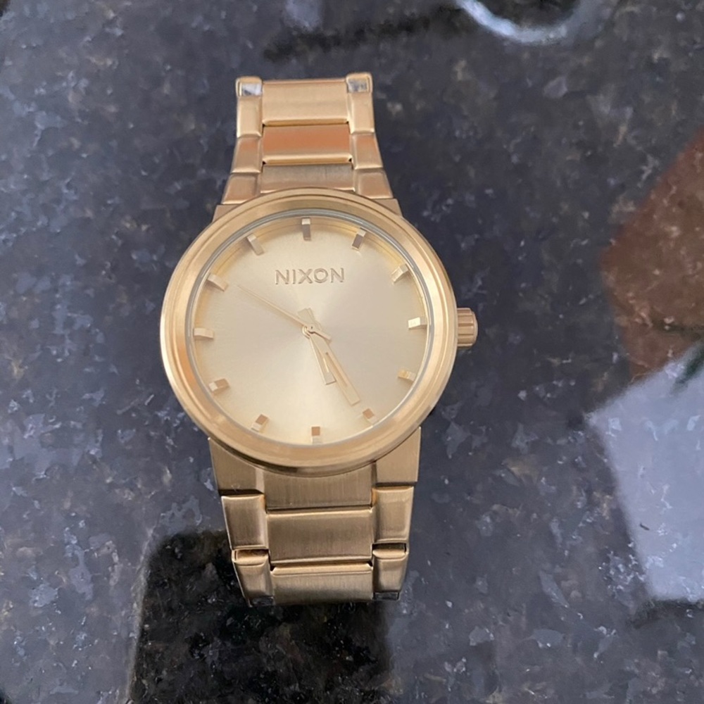 Mens Nixon Watch